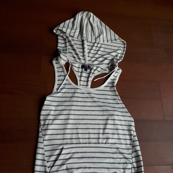 5 for 10 - Hooded Tank Top - Picture 2 of 4
